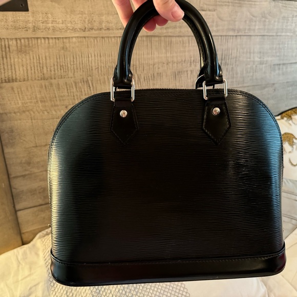 Louis Vuitton Black Epi Leather Alma - Picture 6 of 6